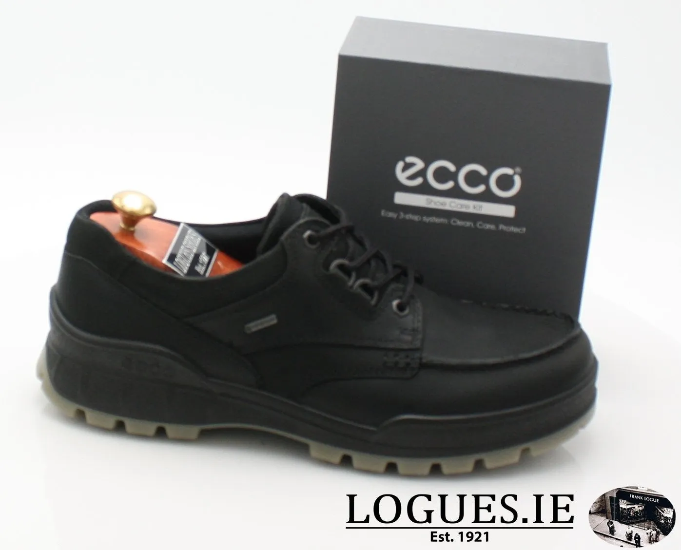 831714 ECCO TRACK 25  SHOES