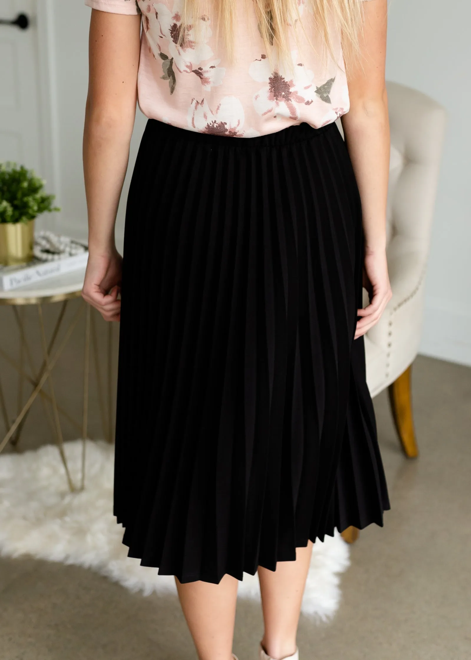 Black Pleated Stretch Waist Midi Skirt - FINAL SALE