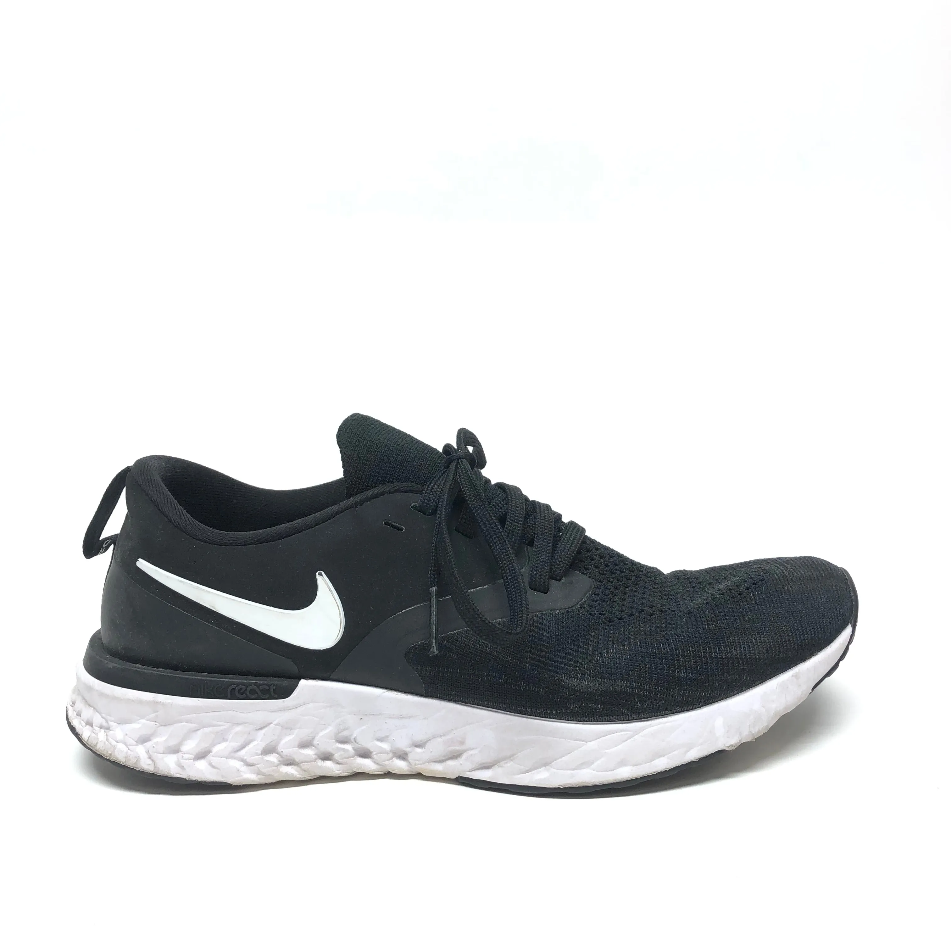 Black Shoes Athletic Nike, Size 9