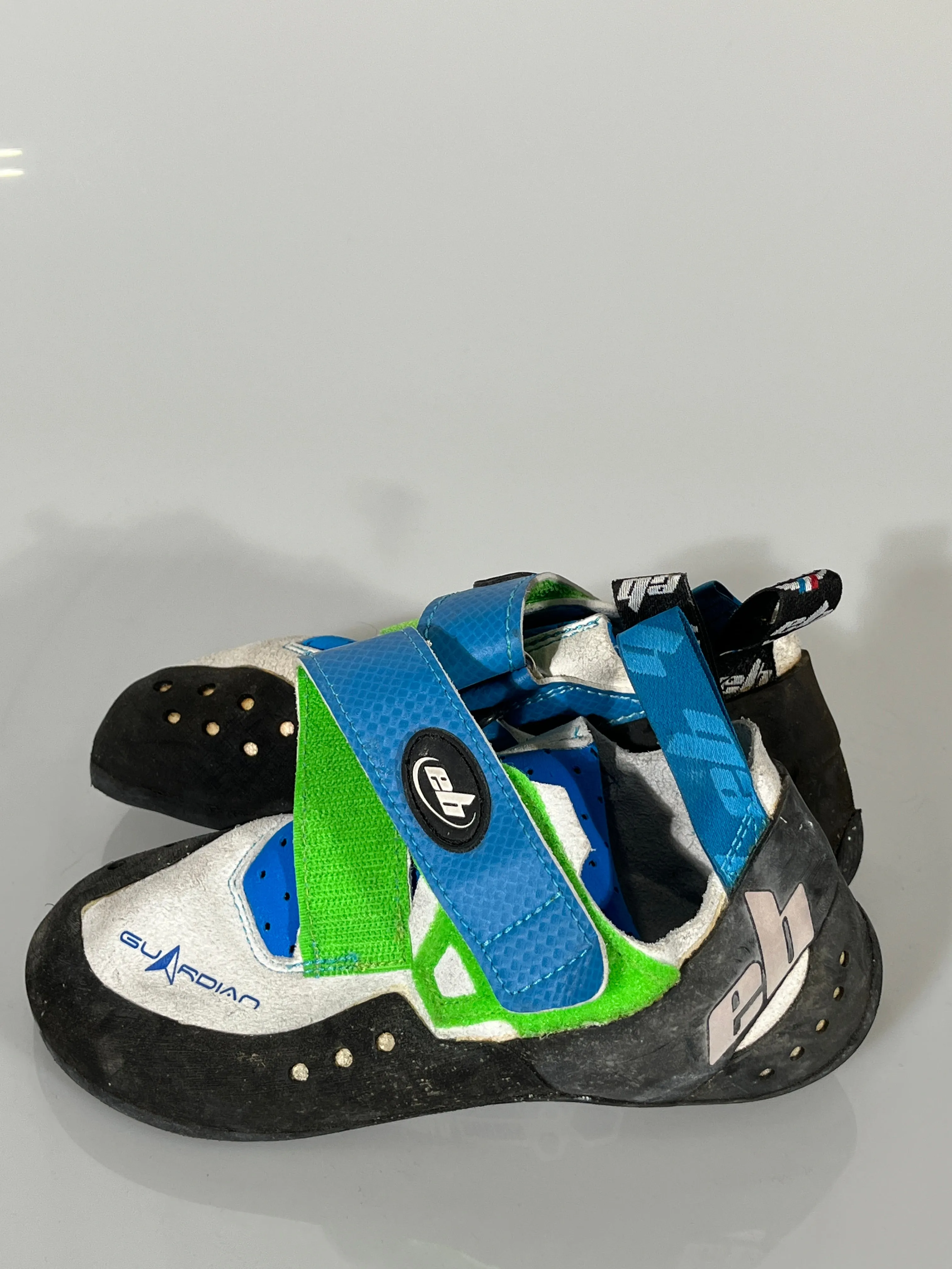 EB Guardian Climbing Shoes